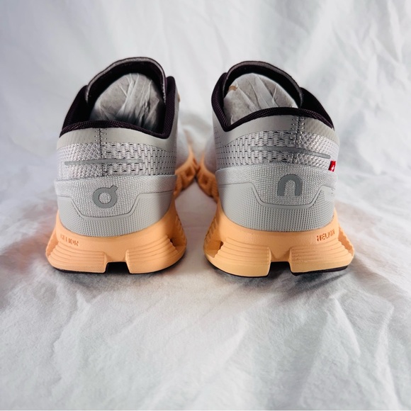 On Running Women's Size 9 Running Shoes - Gray and Orange - Picture 4 of 10